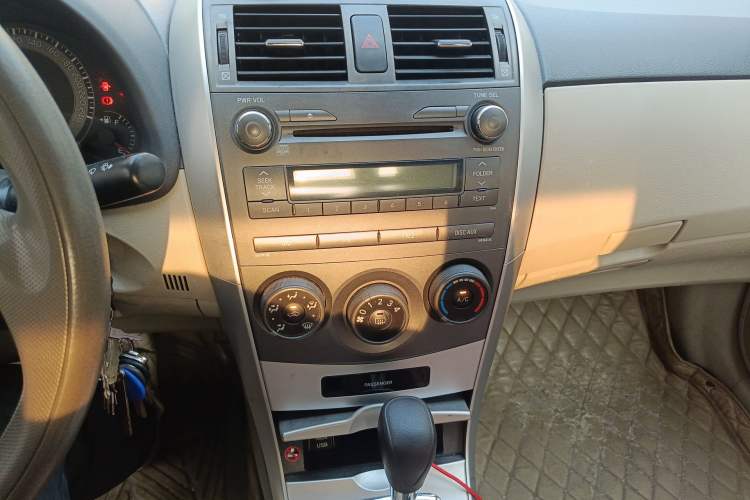 Used Toyota Corolla 2011 1.6L Automatic GL Audio And AC Panel