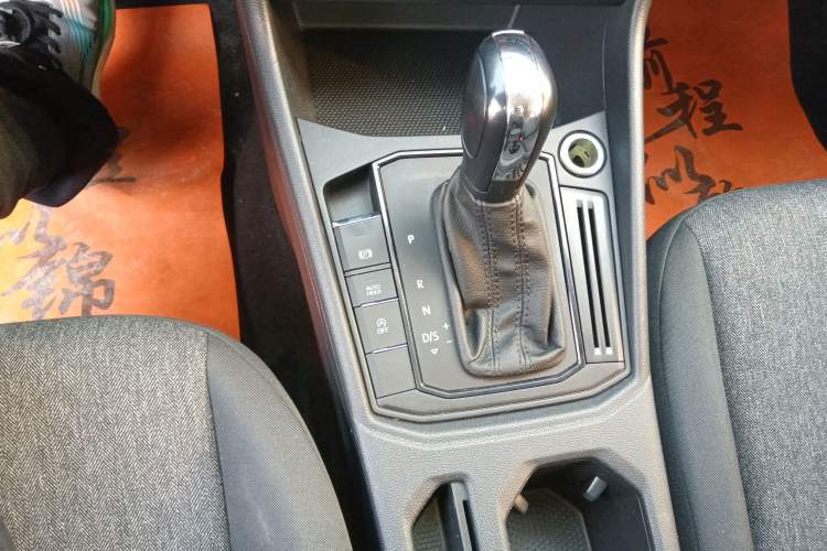 Used Volkswagen Lavida 2019 1.5L Automatic Fashion Edition China VI
