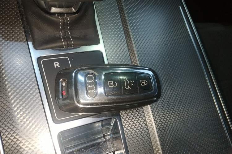 Used Audi A6L 2022 40 TFSI Luxury Dynamic Model