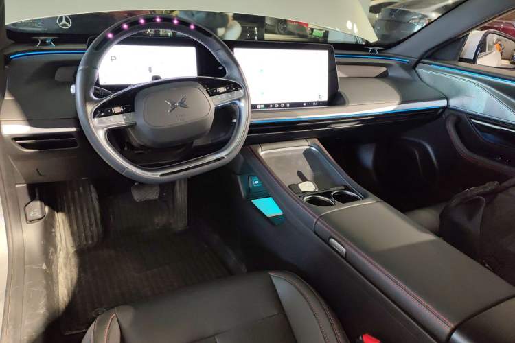 Used XPeng P7 2023 P7i 702 Pro Center Console