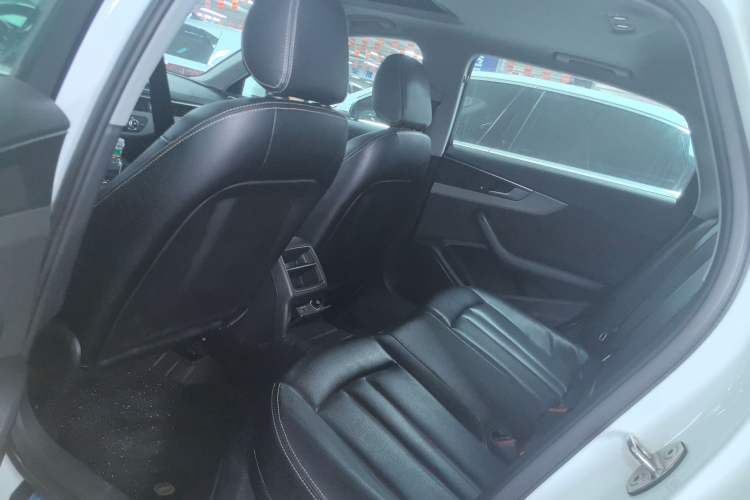 Used Audi A4L 2019 35 TFSI Ambition China VI