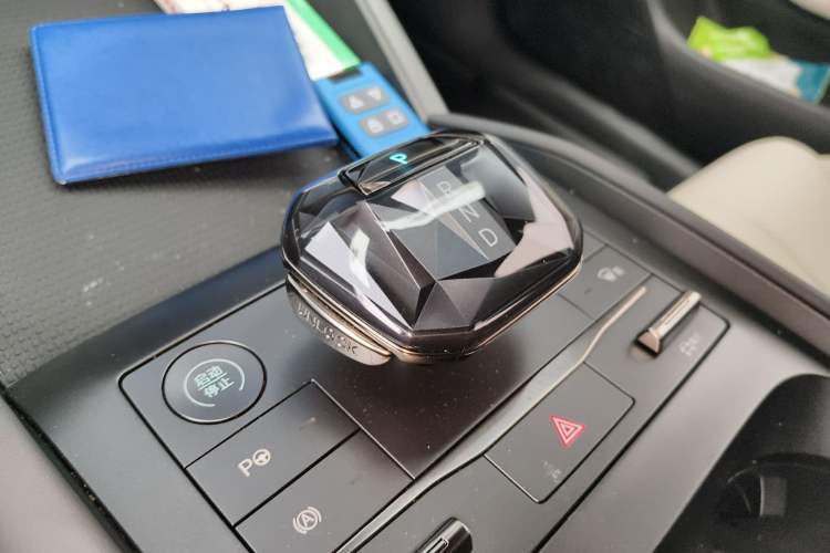 Used BYD Qin L 2025 DM-i Smart Drive 80KM Leading Model
