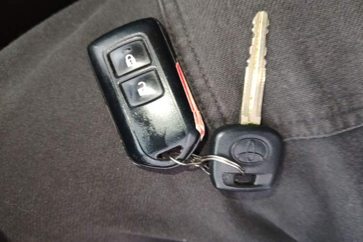 Used Toyota YARiS L Zhi Xuan 2016 Revised 1.5E CVT Charming Edition