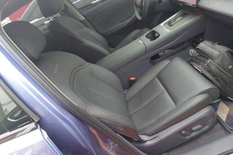 Used Nissan N6 2026 Model 180 Max
