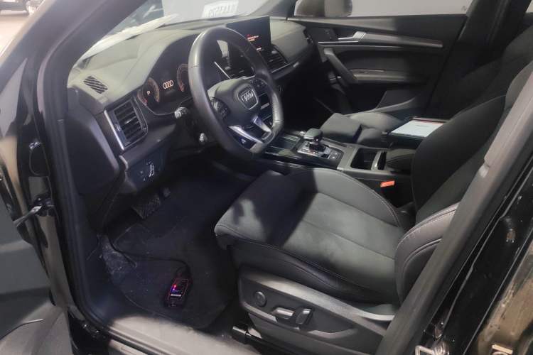 Used Audi Q5L Sportback 2022 Updated 40 TFSI Luxury Edition