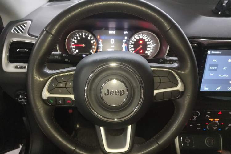 Used Jeep Compass 2017 200T Automatic Family Edition