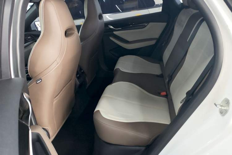 Used BYD Qin PLUS 2024 HONOR Edition DM-i 55KM Leading Model
