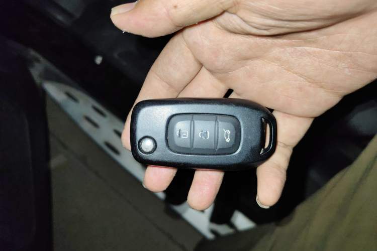 Used Renault Kadjar 2016 2.0L Two-Wheel-Drive Luxury Edition