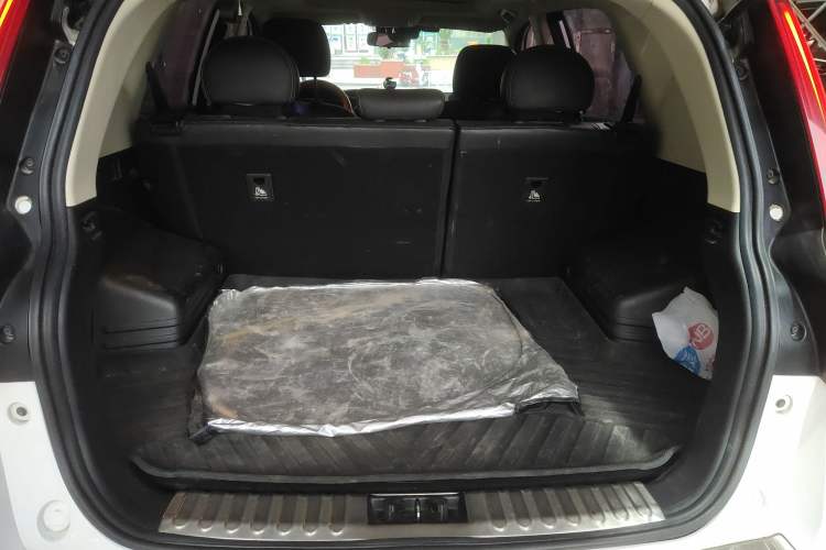 Used Geely Auto Vision X6 2018 1.4T CVT 4G Connected Flagship Edition
