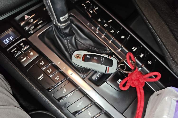 Used Porsche Macan 2017 Macan S 3.0T Vehicle Key