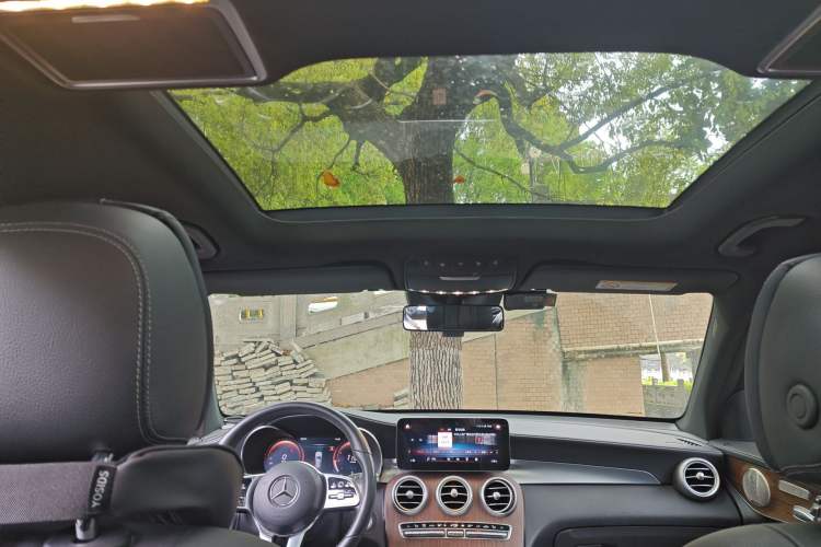 Used Mercedes-Benz GLC 2021 GLC 300 L 4MATIC Dynamic Model Headliner