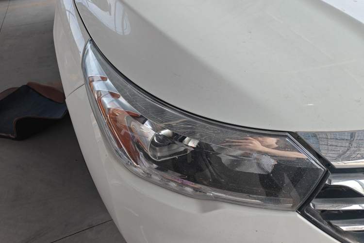 Used GAC Trumpchi GS4 2015 200T Manual Elite Edition Right Front Headlight