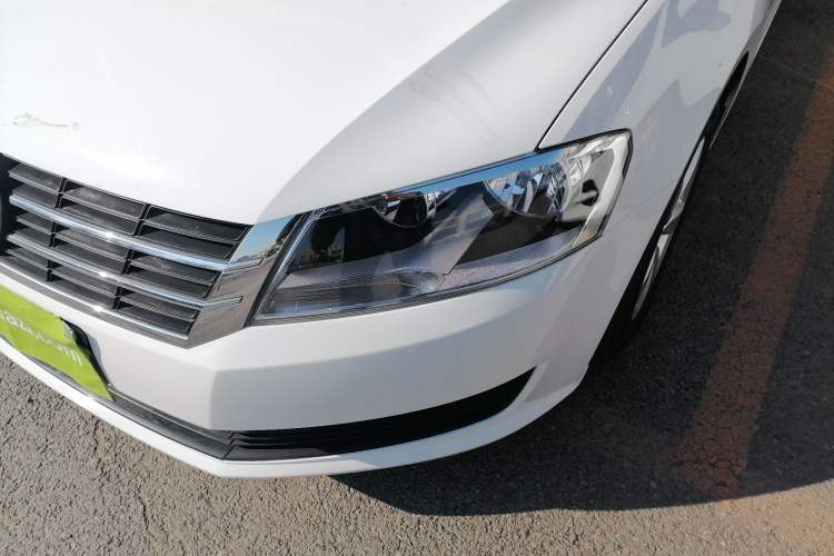 Used Volkswagen Lavida 2017 1.6L Automatic Comfort Edition Left Front Headlight