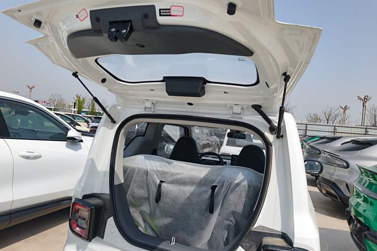 Used Geely Galaxy Panda 2024 Panda Mini 200km Endurance Bear