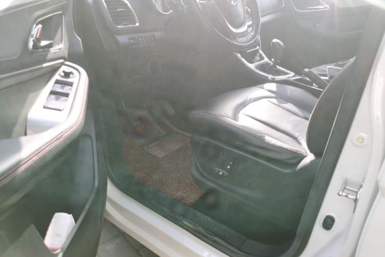 Used Baojun 560 2016 1.5T Manual Luxury Model