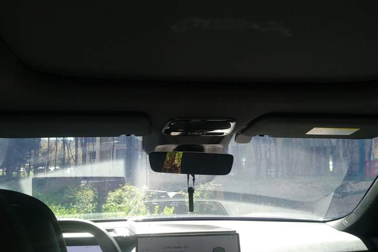 Used Lynk & Co 08 EM-P 2025 120km Long-Range Halo Headliner