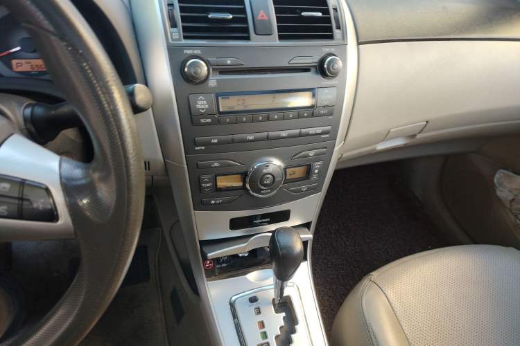 Used Toyota Corolla 2011 1.6L Automatic GL Sunroof Version Audio And AC Panel