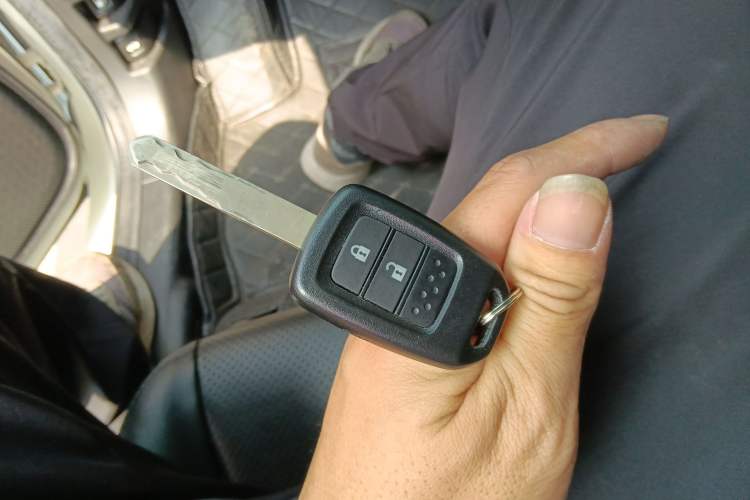 Used Honda Fit 2016 1.5L LXS CVT Comfort Sunroof Version
