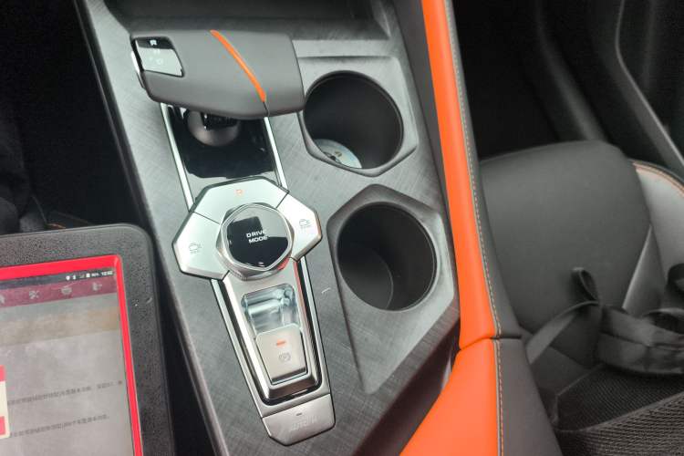 Used Changan UNI-V 2022 1.5T Prestige Version