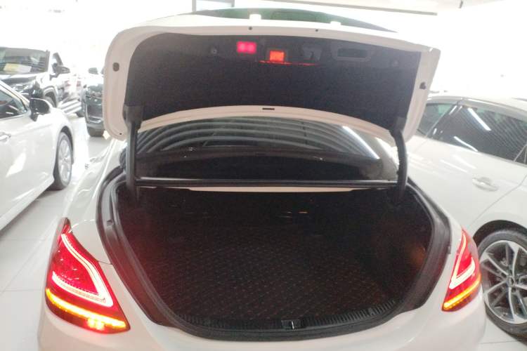 Used Mercedes-Benz C-Class 2020 Restyled C 260 L Sport Edition