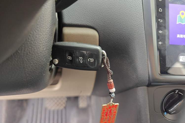 Used Volkswagen Polo 2013 1.6L Automatic Comfort Edition
