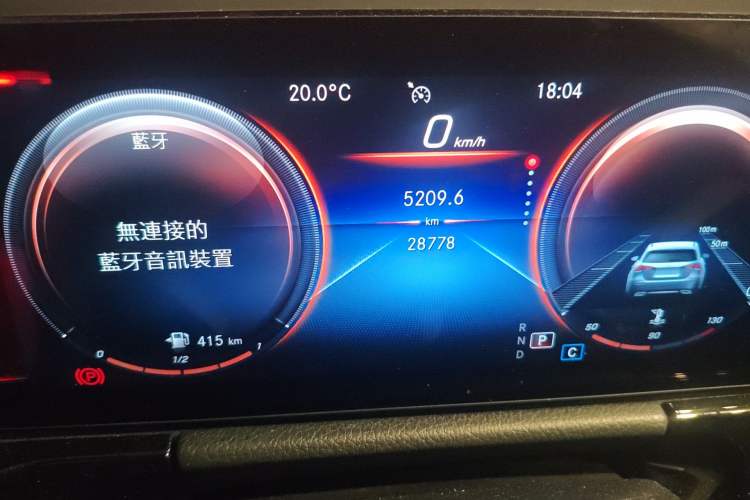 Used Mercedes-Benz GLA 2020 GLA 180 Odometer Close Up