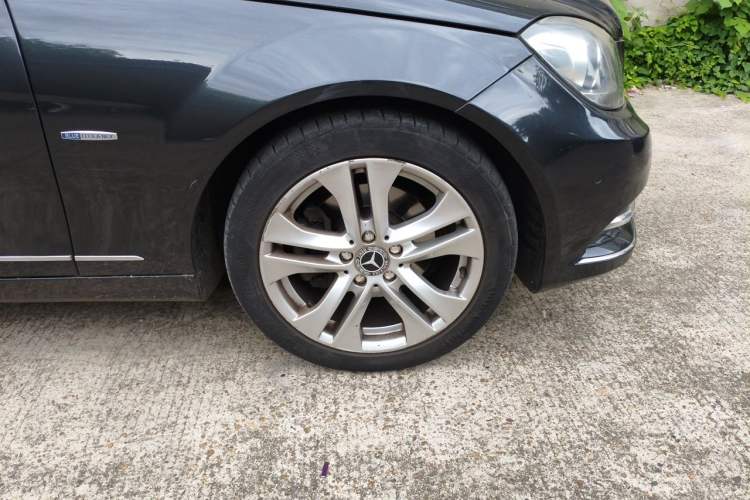 Used Mercedes-Benz C-Class 2011 C 200 CGI Fashion Model