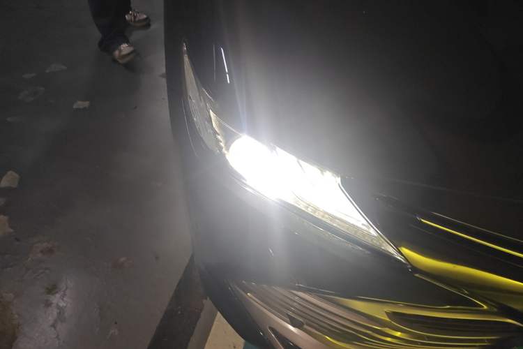 Used Toyota Camry 2018 2.5G Luxury Edition
