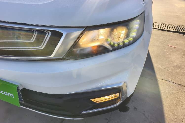 Used Geely Auto Vision X6 2018 1.4T CVT 4G Connected Luxury Version