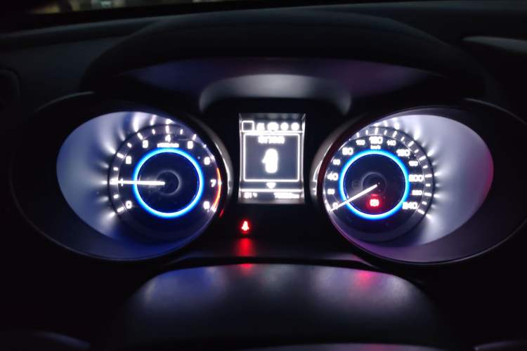 Used CHANGAN CS35 2017 1.6L Manual Luxury Model
