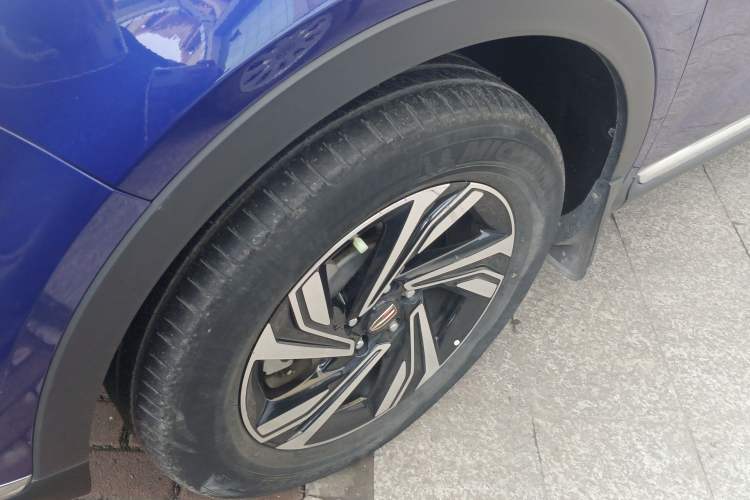 Used Hongqi HS5 2022 Revised Version 2.0T Smart Connect Flagship Edition