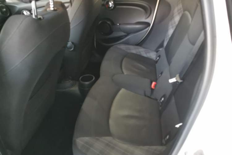 Used MINI MINI 2015 1.5T COOPER Fun Five-Door Edition
