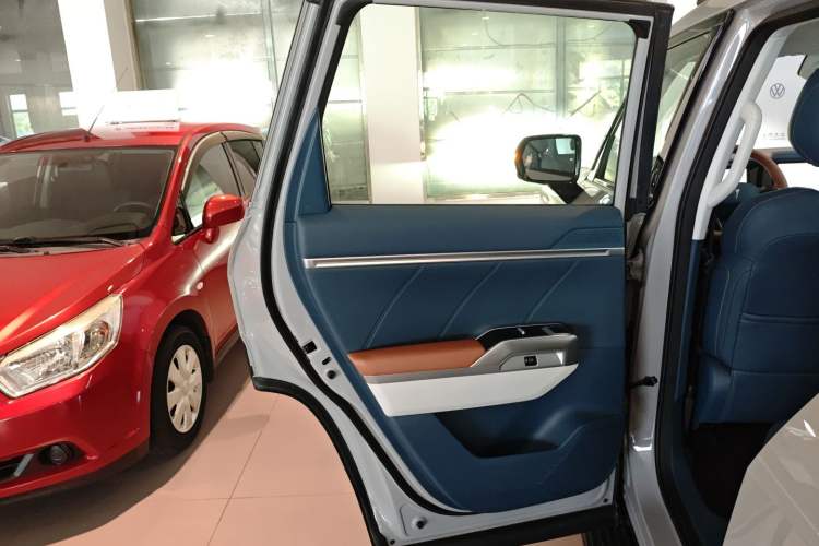 Used Deepal G318 2024 Four-Wheel-Drive Air Suspension Model
