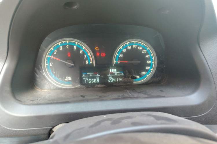 Used Baojun 730 2014 1.5L manual luxury trim 7 seats
