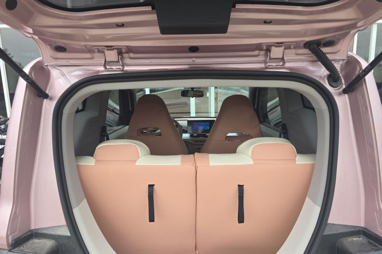 Used Geely Galaxy Panda 2025 210 km – Yuanqi Bear Trunk