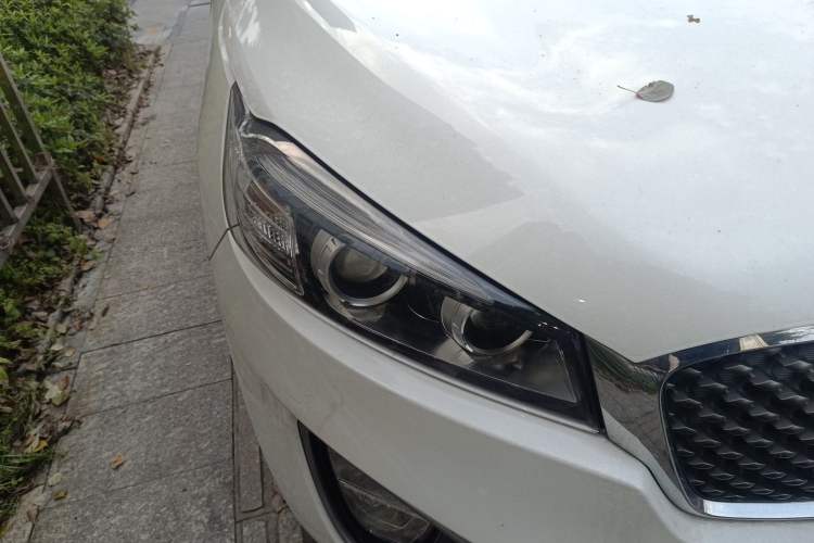 Used Kia Sorento 2015 Sorento L 2.4L Gasoline 4WD Elite Edition 5 Seats China IV Standard
