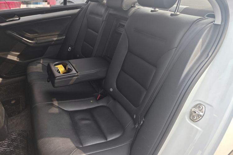 Used Volkswagen Sagitar 2017 1.6L Automatic Comfort Model
