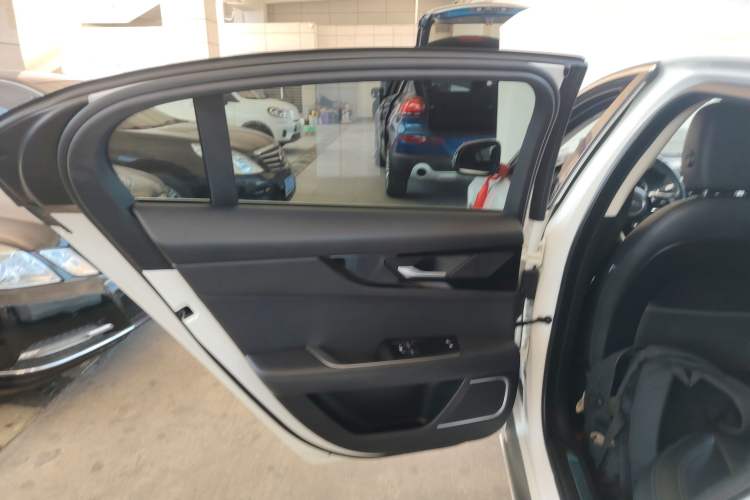 Used Jaguar XEL 2020 2.0T 200 PS S Advanced Elegance Edition