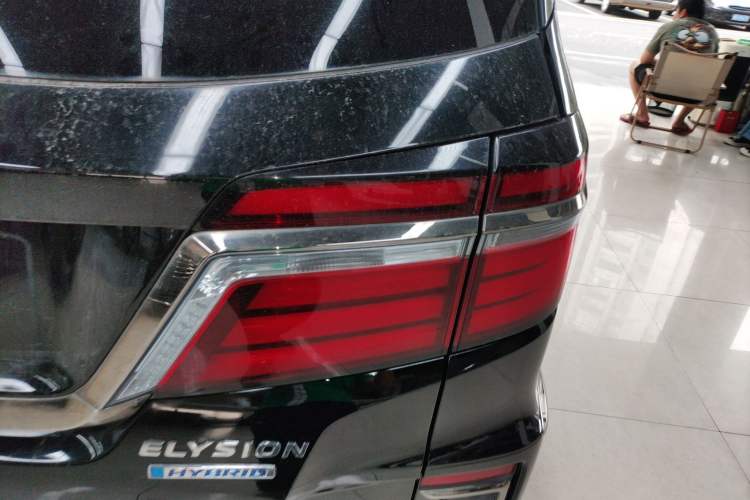 Used Honda Elysion 2019 2.0L Hybrid Luxury Edition