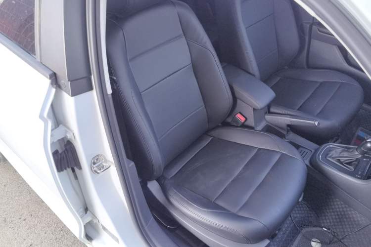 Used Volkswagen Bora 2018 1.5L Automatic Fashion Model Right Front Seat