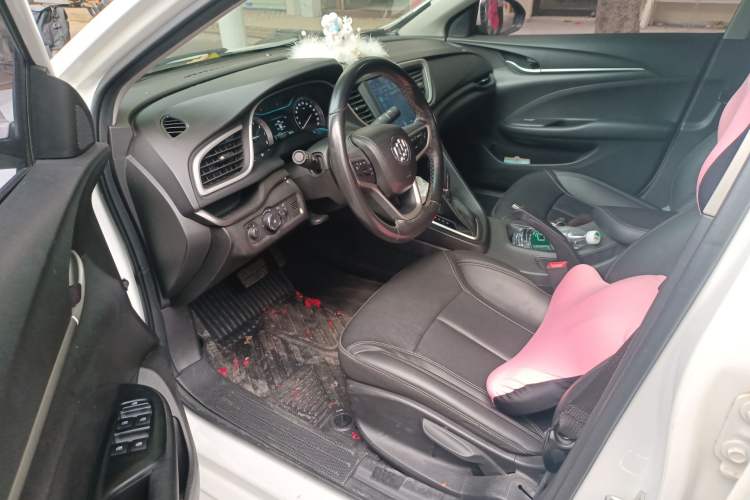 Used Buick GT 2018 18T Automatic Elite Model