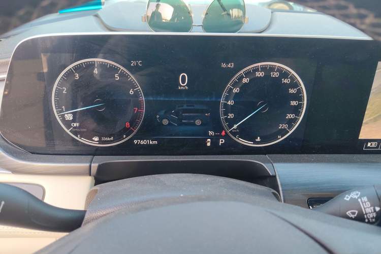 Used Buick GL8 2022 ES Landtrek 653T Comfort Edition