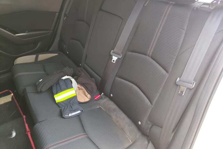 Used Mazda 3 Axela 2019 Cloud-Controlled Version Hatchback 2.0L Automatic Luxury Model China VI Standard