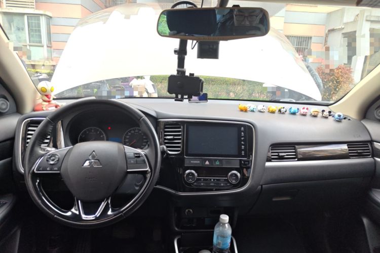 Used Mitsubishi Outlander 2018 2.0L Two-Wheel Drive Glory Edition 5 Seats
