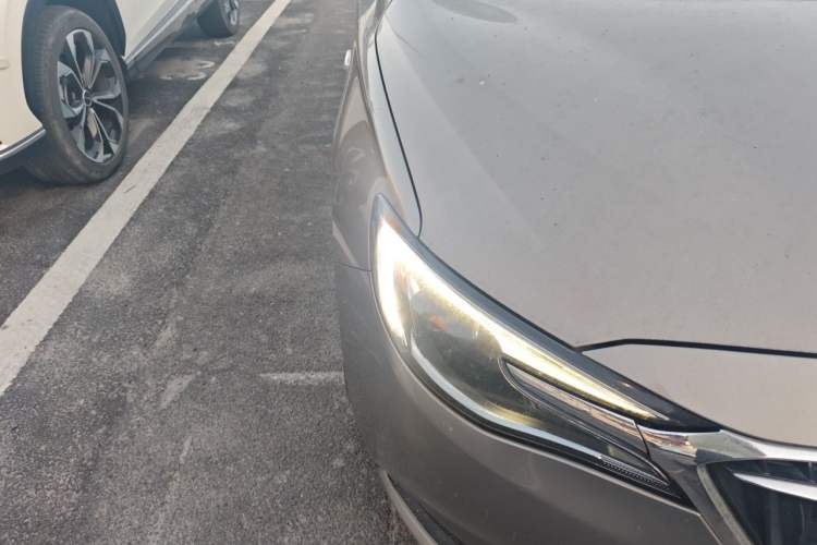 Used Buick GT 2018 18T Automatic Elite Model
