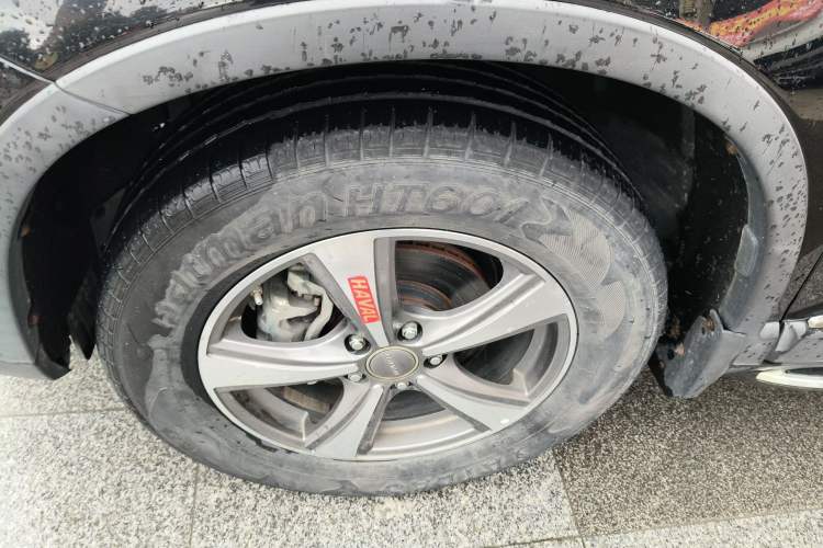 Used Haval H6 2015 Revised Version Sport Edition 1.5T Manual Transmission Two-Wheel Drive Elite Grade