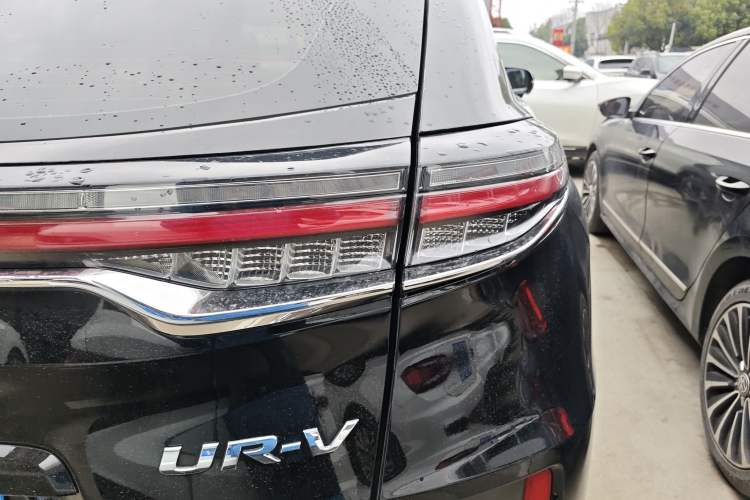 Used Honda UR-V 2020 370TURBO Two-Wheel Drive Luxury Edition
