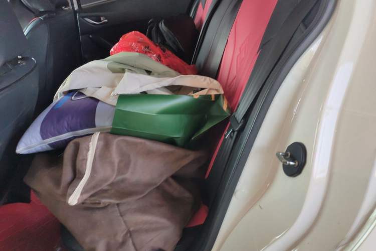 Used Mazda 3 Axela 2014 Hatchback 1.5L Manual Comfort Model