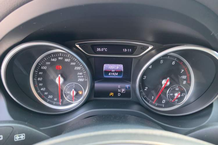 Used Mercedes-Benz GLA 2018 GLA 200 Fashion Model Instrument Cluster
