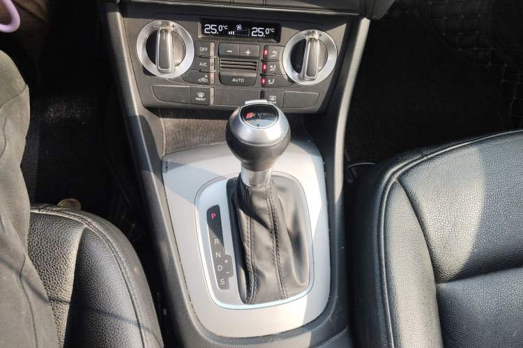 Used Audi Q3 2015 30 TFSI Ambition Edition
